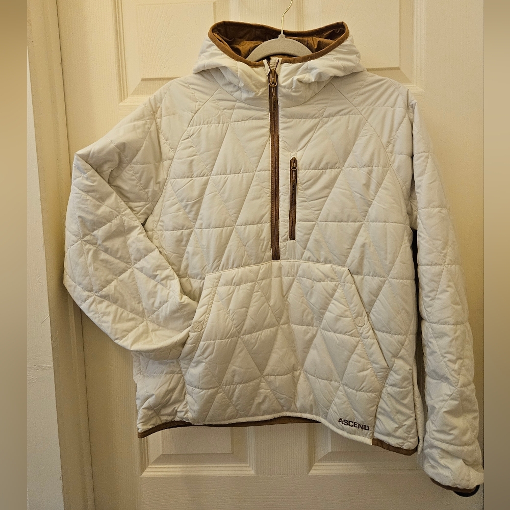 Ascend, M, Quilted White and Brown Hoodie